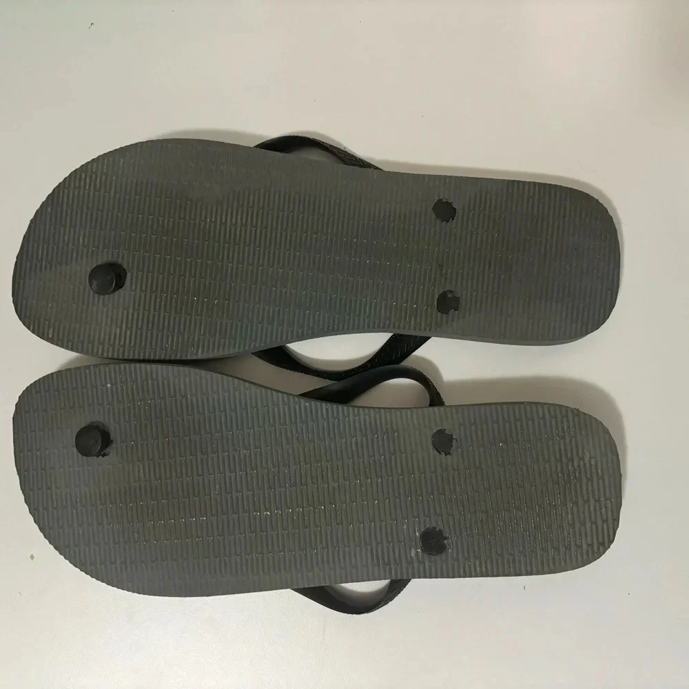 Havaianas Aloha Flip Flop Sandals 13